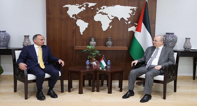 رئيس الوزراء الفلسطيني يثمن الدور المحوري لمصر منذ بداية الأزمة في غزة