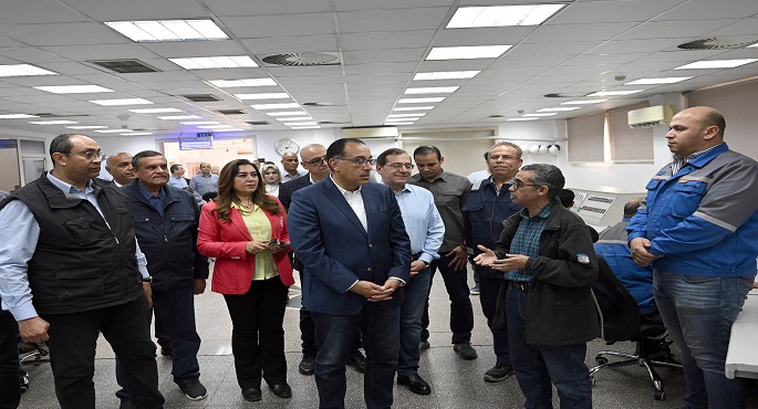 بالصور .. رئيس الوزراء يتفقد مصنع “موبكو” لإنتاج الأسمدة بدمياط