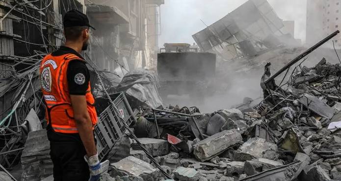 “طواقم الإنقاذ في غزة”: 10 آلاف مفقود غير مدرجين بإحصائية الشهداء منذ بدء العدوان