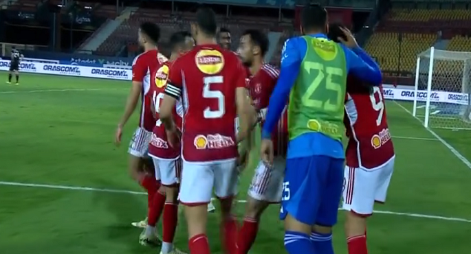 الأهلي يفوز على زد (1 – 0) في الدوري الممتاز