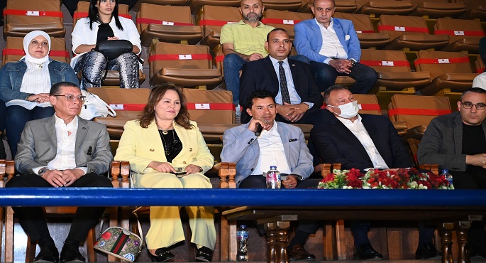 بالصور.. وزير الرياضة يشهد افتتاح بطولة الأندية الأفريقية لسيدات الطائرة