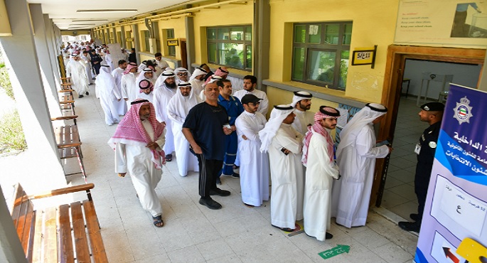 بدء عملية الاقتراع للانتخابات مجلس الأمة الكويتي 2024