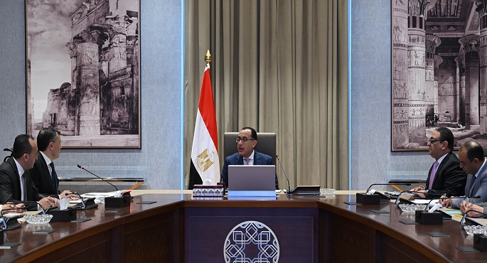 بالصور.. رئيس الوزراء يستعرض استراتيجية وزارة السياحة والآثار حول “تطوير المنتج السياحي بالقاهرة”
