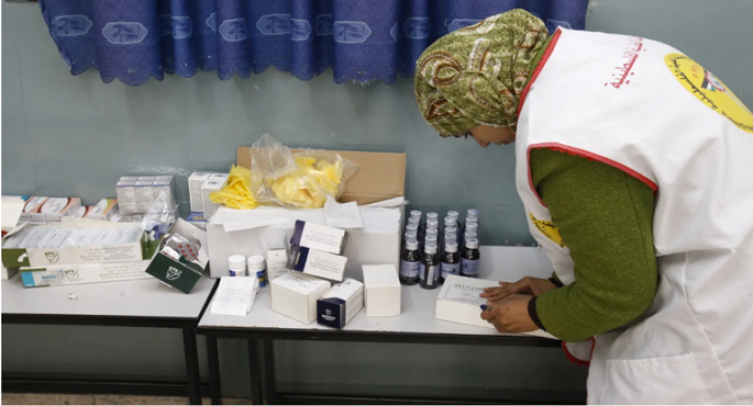 بلدية دير البلح: القوات الإسرائيلية دمرت أكبر مصنع للأدوية في قطاع غزة