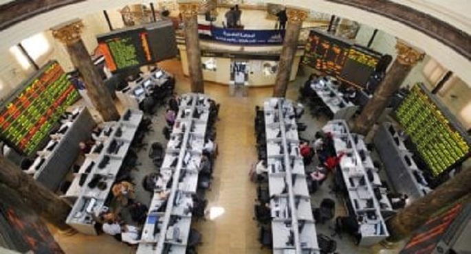 البورصة المصرية تواصل أدائها المتباين متأثرة بإعادة هيكلة المحافظ المالية