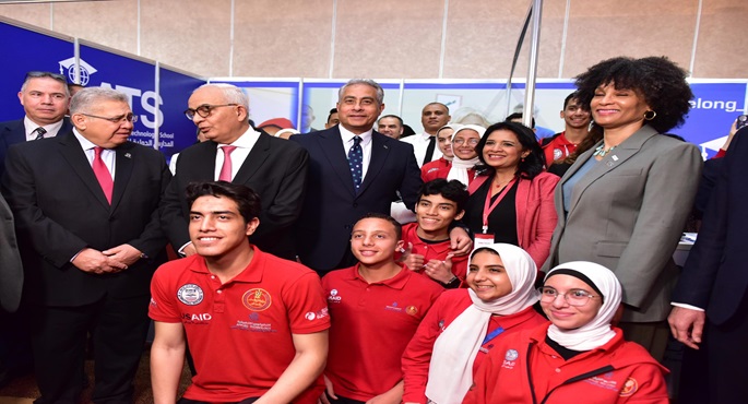بالصور .. وزير العمل يؤكد تضافر الجهود لتنفيذ برامج ربط التدريب المهني باحتياجات سوق العمل