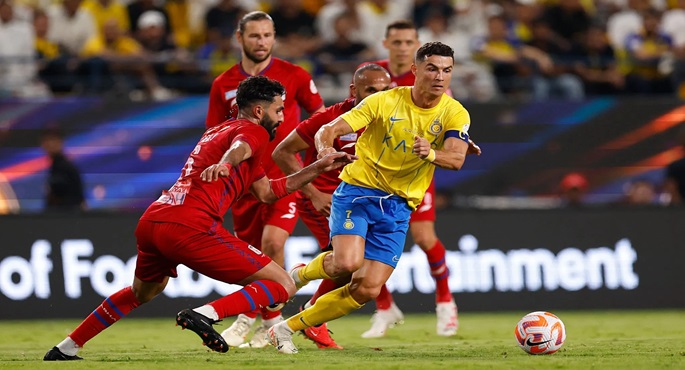 النصر يسعى للاقتراب من صدارة الدوري السعودي أمام أبها الليلة