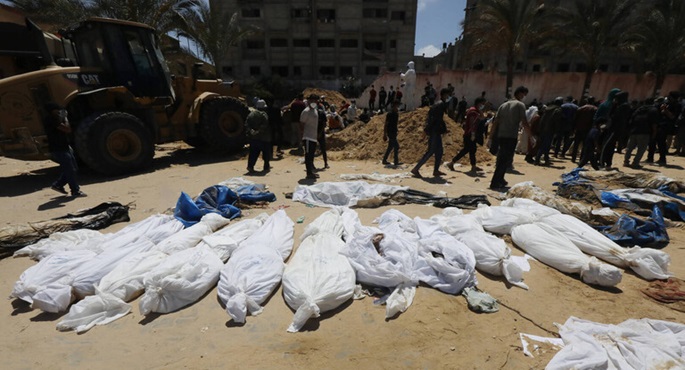 54 شهيدًا في 6 مجازر للاحتلال .. وانتشال 283 جثمانا من مقبرة جماعية بمجمع ناصر منذ انسحاب الاحتلال