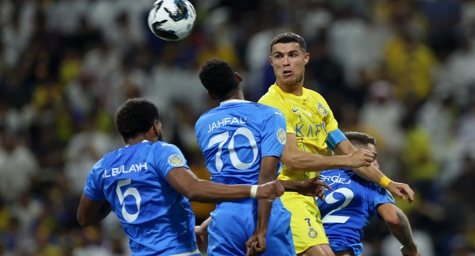 الهلال يتحدي النصر فى ديربي الرياض بنصف نهائي كأس السوبر السعودي