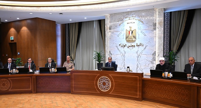 بالصور.. رئيس الوزراء يُهنئ الرئيس السيسي والقوات المُسلحة البواسل والشعب المصري العظيم بمُناسبة الذكرى 42 لعيد تحرير سيناء