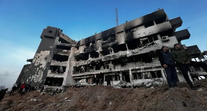 الصحة العالمية: تدمير مجمع “الشفاء” الطبي يمزق قلب النظام الصحي في غزة