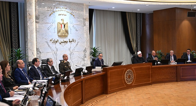بالصور.. رئيس الوزراء يتقدم بالتهنئة للرئيس السيسي بمناسبة أداء اليمين الدستورية لفترة رئاسية جديدة