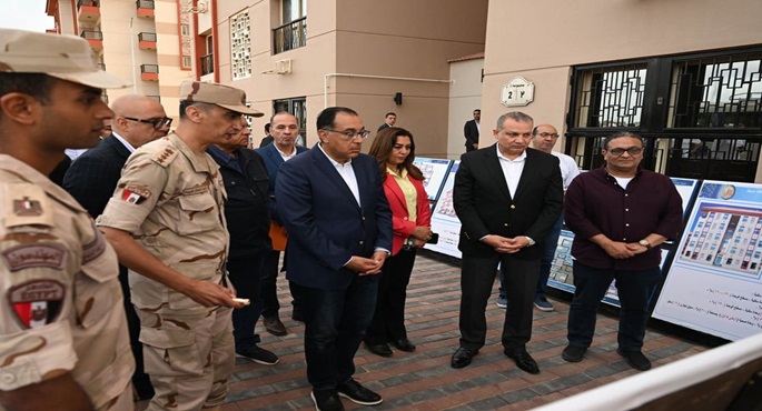 بالصور.. رئيس الوزراء رئيس الوزراء يتفقد مشروع تطوير عواصم المحافظات والمدن الكبرى بمدينة رأس البر