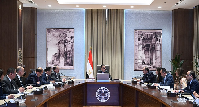 رئيس الوزراء يتابع جهود تسريع وتيرة الإفراج الجمركي بمختلف الموانئ المصرية