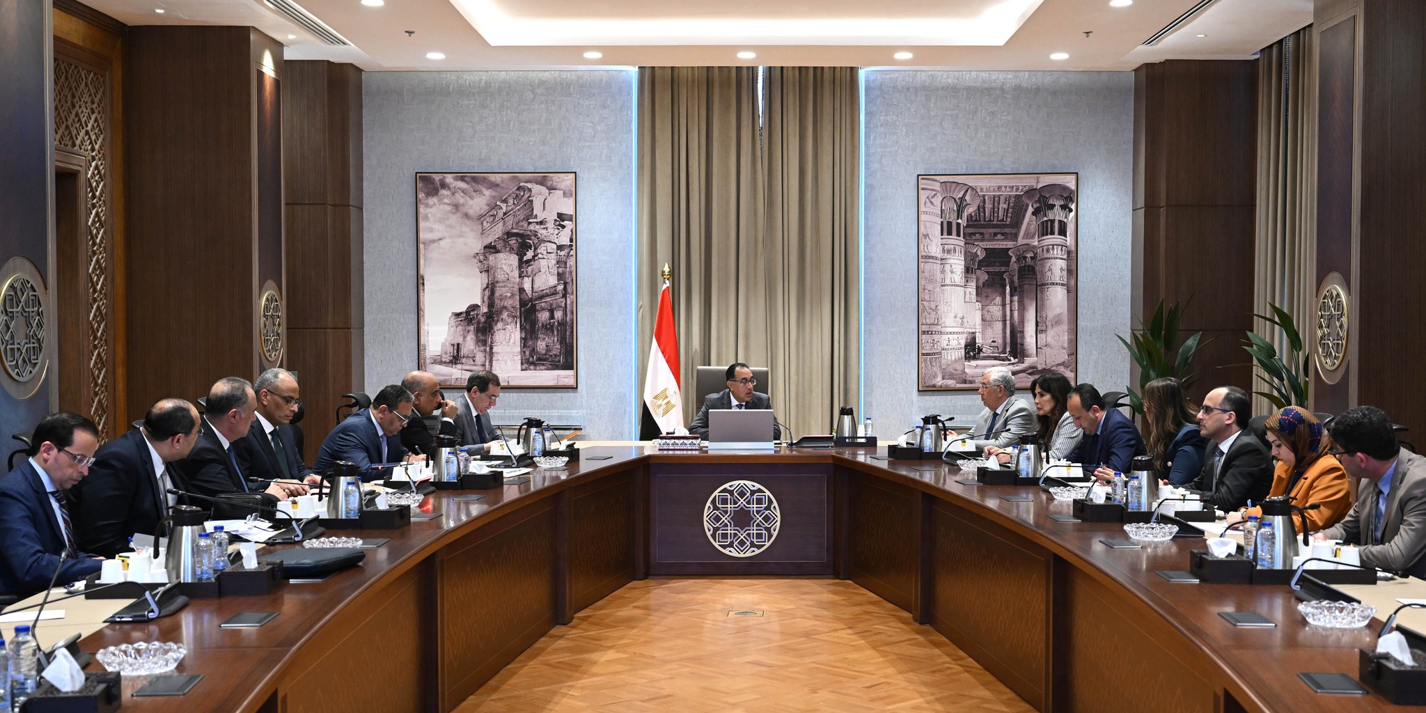 بالصور.. رئيس الوزراء يتابع موقف منظومة إنتاج وتوزيع الأسمدة الزراعية
