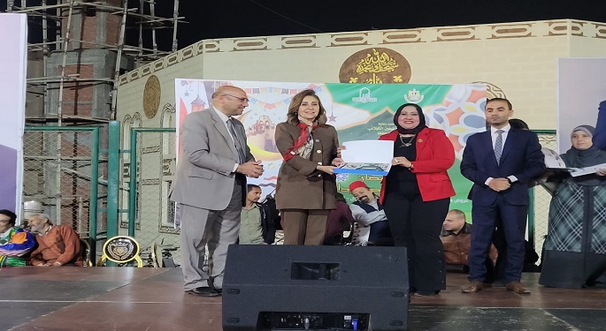 وزيرة الثقافة تشهد ختام ليالي رمضان بزهرة العاصمة وتوجه باستمرار الفعاليات طوال العام