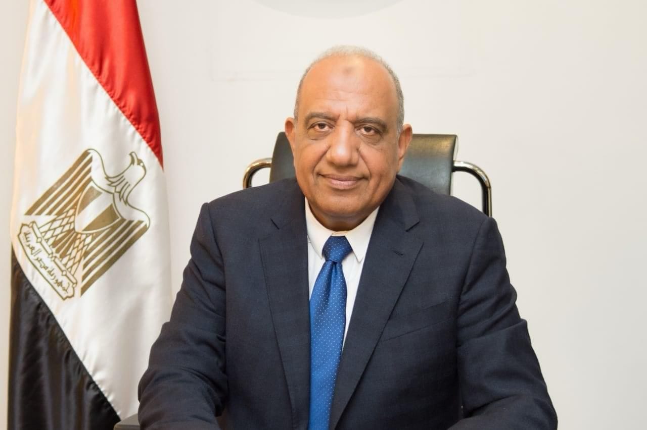 بالصور.. وزير قطاع الأعمال: “مصر للألومنيوم” تنجح في إدخال منتجات جديدة تستخدم في صناعة العبوات الدوائية وأسلاك الكهرباء