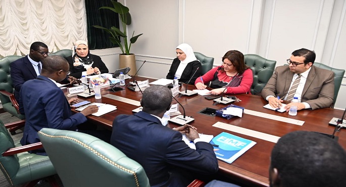 بالصور وزيرة التضامن تبحث مع وزير التمويلات الصغرى والاقتصاد السنغالي التعاون في مجالات الاستثمار