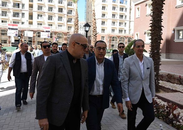 رئيس الوزراء يتفقد التجمع العمراني “صوارى”بالإسكندرية