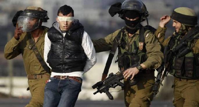 الاحتلال الإسرائيلي يعتقل 18 فلسطينيًا من الضفة الغربية وحصيلة الاعتقالات ترتفع إلى 8840 شخصا