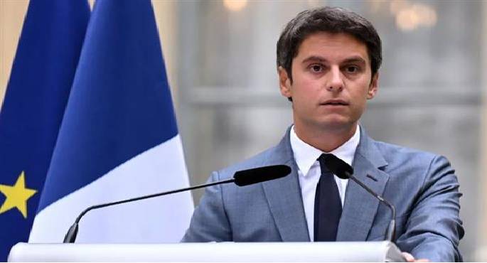 رئيس وزراء فرنسا: يجب اتخاذ قرار الاعتراف بفلسطين إذا كان مفيدا للتوصل إلى حل سياسي