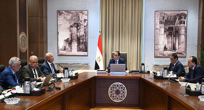 بالصور.. رئيس الوزراء يتابع مع وزير النقل التشغيل التجريبي لمحطات الجزء الثالث من الخط الثالث لمترو الأنفاق