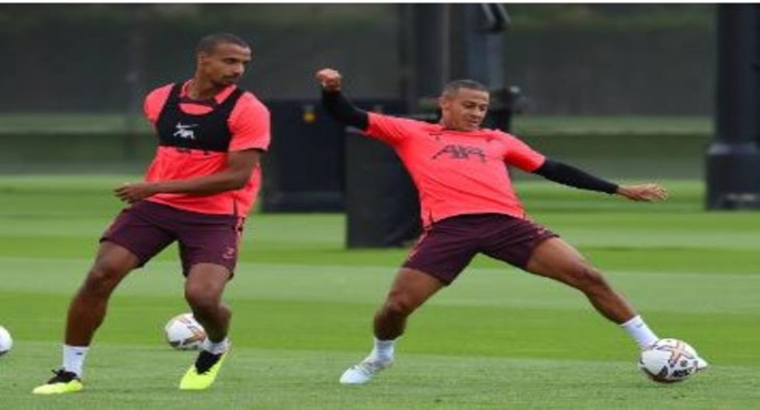 ليفربول يُعلن رحيل الثنائي ألكانتارا وماتيب نهاية الموسم