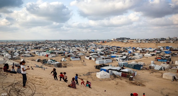 جيش الاحتلال يعلن بدء إجلاء المدنيين من رفح تمهيدًا لاجتياحها وسط تحذيرات فلسطينية ودولية من كارثة