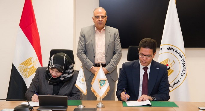وزير الري يشهد توقيع مذكرة تفاهم بين مركز التدريب الإقليمي وجامعة بنها