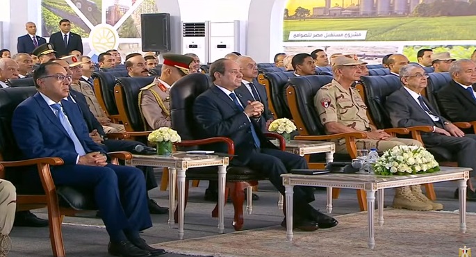الرئيس السيسي يشهد افتتاح المرحلة الأولى من موسم الحصاد لمشروع “مستقبل مصر”