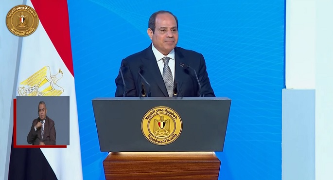 السيسي يوجه الحكومة بتخصيص 5 مليارات جنيه دعما لصندوق إعانات الطوارئ للعمال