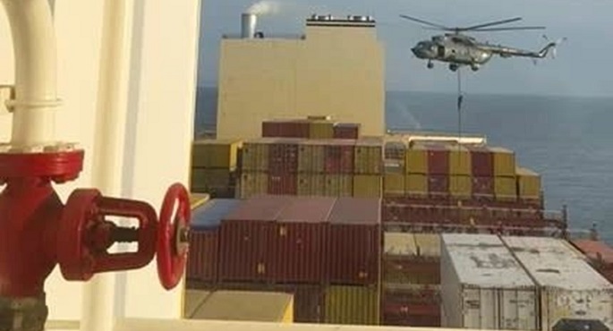 إيران: الإفراج عن طاقم سفينة مرتبطة بإسرائيل