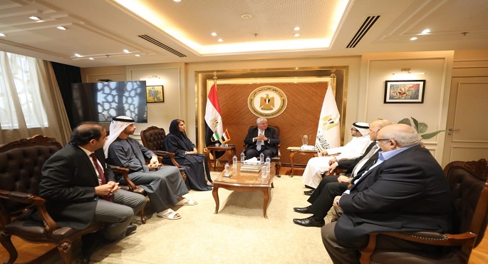 بالصور .. وزير التعليم العالي يبحث مع وفد جامعة الشارقة الإماراتي آليات التعاون المشترك