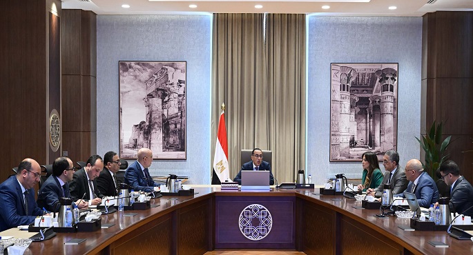 مدبولى يلتقي مسئولي “هاير- مصر” لتصنيع الأجهزة المنزلية.. ويستجيب لمطلبهم بتوفير 45 ألف م2 للتوسعات
