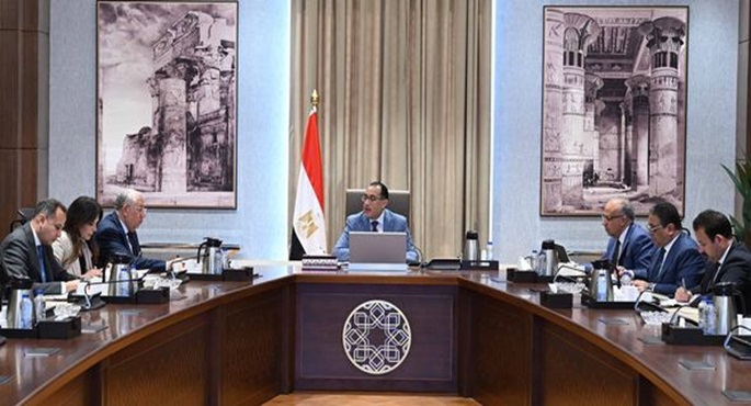 بالصور.. رئيس الوزراء يناقش مقترح إنشاء منظومة رقمية للأراضي الزراعية على مستوى الجمهورية