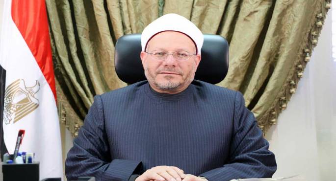 مفتي الجمهورية يهنئ البابا تواضروس والطوائف المسيحية بعيد القيامة.. ويؤكد: المسلمون والمسيحيون نسيج واحد