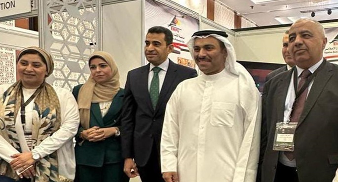 بالصور.. وزير الإعلام البحريني يزور جناح مدينة الإنتاج الإعلامي في مهرجان الخليج للإذاعة والتلفزيون