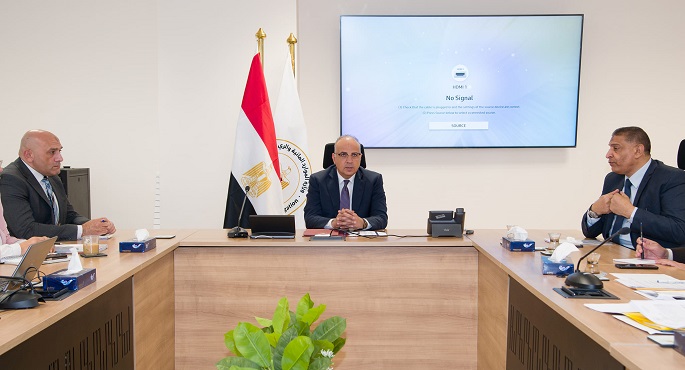 بالصور.. وزير الري يؤكد الحرص على متابعة أعمال وحدة تحصيل مستحقات الوزارة