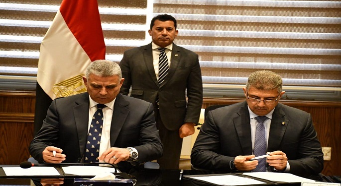 وزير الشباب يشهد توقيع بروتوكول تعاون مع شركة جريفولز إيجيبت لمشتقات البلازما