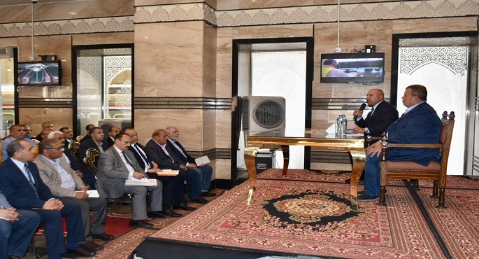 خلال زيارته لمحطة مصر للسكك الحديدية ..وزير النقل يطمئن على انتظام جداول تشغيل القطارات وتقديم خدمات مميزة للركاب