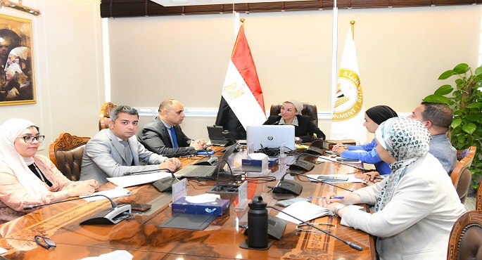 وزيرة البيئة تناقش مع ممثلي مُنظمة التعاون الاقتصادي والتنمية OECD مسودة تقرير سياسات النمو الأخضر
