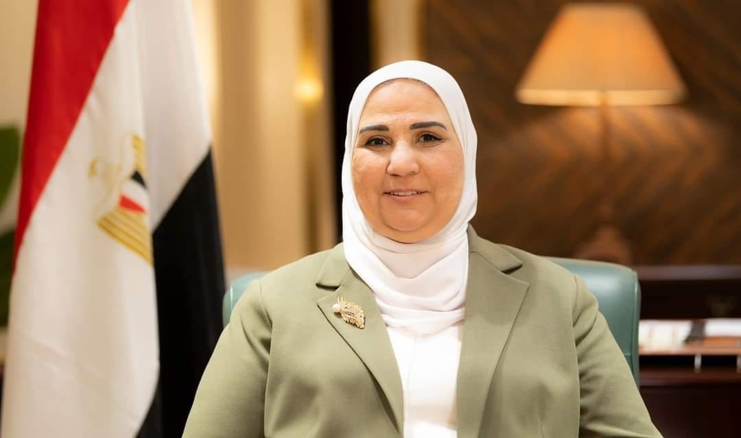 وزيرة التضامن توجه ببدء صرف الدعم النقدي “تكافل وكرامة” عن شهر يونيو للمستفيدين