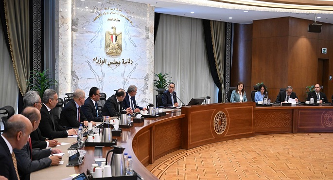 رئيس الوزراء: مُستمرون بالتعاون مع القطاع المصرفي في تدبير النقد الأجنبي المطلوب لتوفير السلع المختلفة