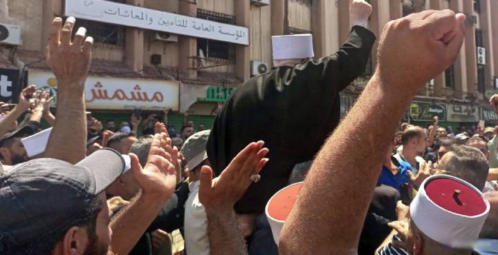 السويداء السورية تشهد مواجهات تثير مخاوف من تصاعد العنف