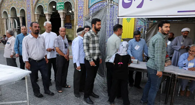 انطلاق عملية التصويت في الانتخابات الرئاسية الإيرانية