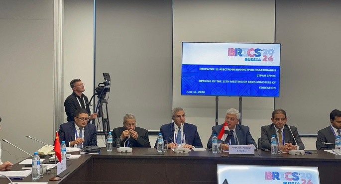 بالصور.. وزير التعليم العالي يشارك في اجتماع وزراء التعليم العالي لدول البريكس في روسيا