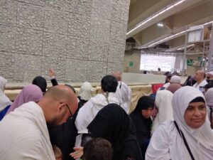 حجاج الجمعيات الأهلية