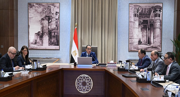 بالصور.. رئيس الوزراء يستعرض المقترح المقدم من “ماجنوم” العقارية لإنشاء برج “فوربس” العالمي بالعاصمة الإدارية