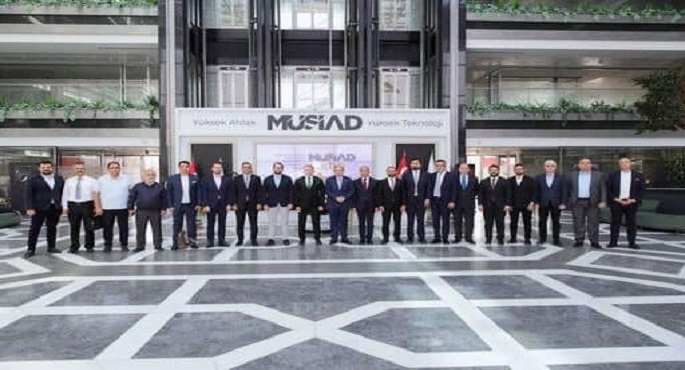 بالصور.. وزير التجارة يبحث مع اتحاد المصنعين الأتراك مقومات وحوافز الاستثمار بالسوق المصري