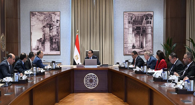 بالصور.. رئيس الوزراء يتابع الموقف التنفيذي للإفراج الجمركي عن البضائع في الموانئ وتطبيق منظومة الشحن المُسبق